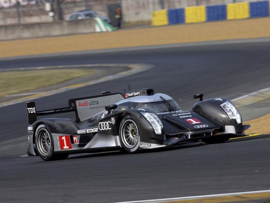  Audi R18 TDI 2011 года  (фото 53 из 77)
